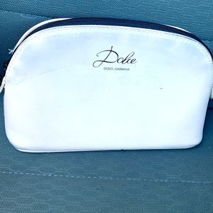 Dolce and gabbana cosmetic bag white crème